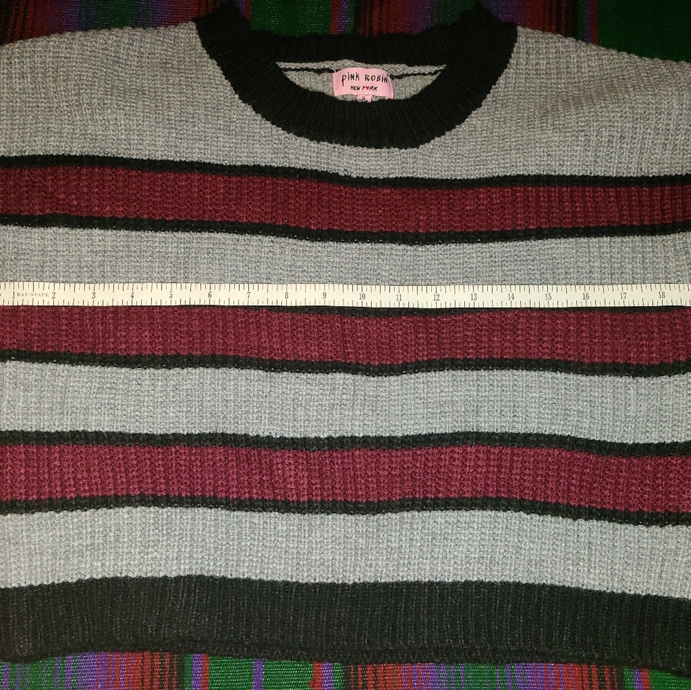 Sweater - Picture 2 of 4